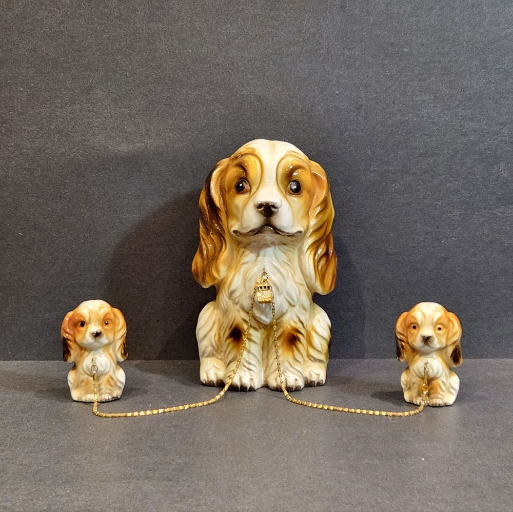 Cocker Spaniel Family Kitsch Japan Figurines.